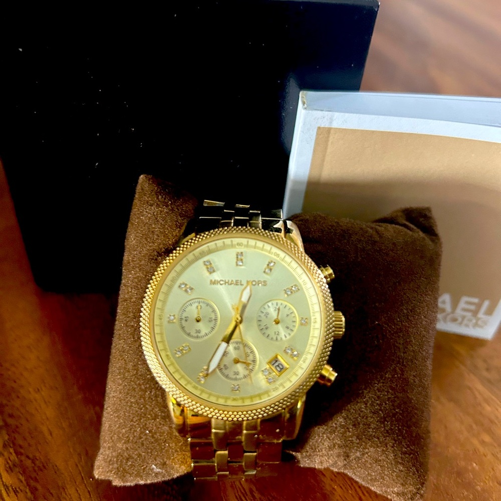 Michael Kors MK5676 Ritz Champagne Dial Gold Tone Chronograph Women’s watch